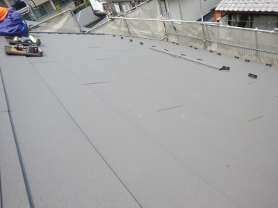屋根カバー工法工事