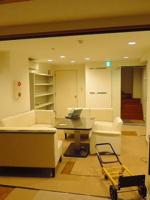 内装リフォーム　店舗　　キッチン交換　内装工事　フルリフォーム　デザインリフォーム　リリーフ住宅　リリーフプラス　飲食店　事務所　トイレ　水回り　和式　洋式　クロス　クロス貼替 マンション　リノベーション